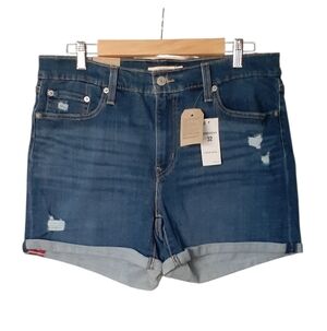 Levi's Denim Blue Women's Shorts. New With Tags Size 32